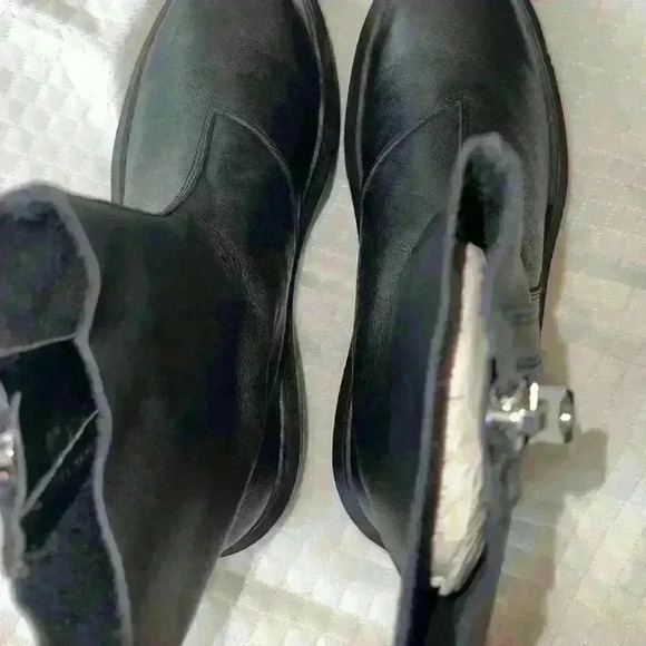 Zara  LOW HEELED LEATHER ANKLE BOOTS WITH ZIPPER NWOT - Picture 8 of 11